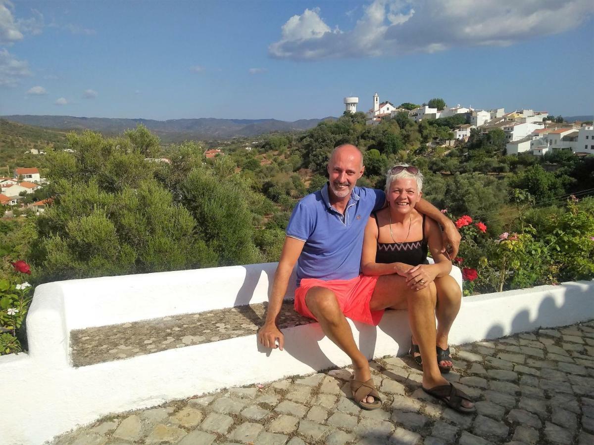 Casa Dos Ninos Bed & Breakfast São Bartolomeu de Messines Екстериор снимка