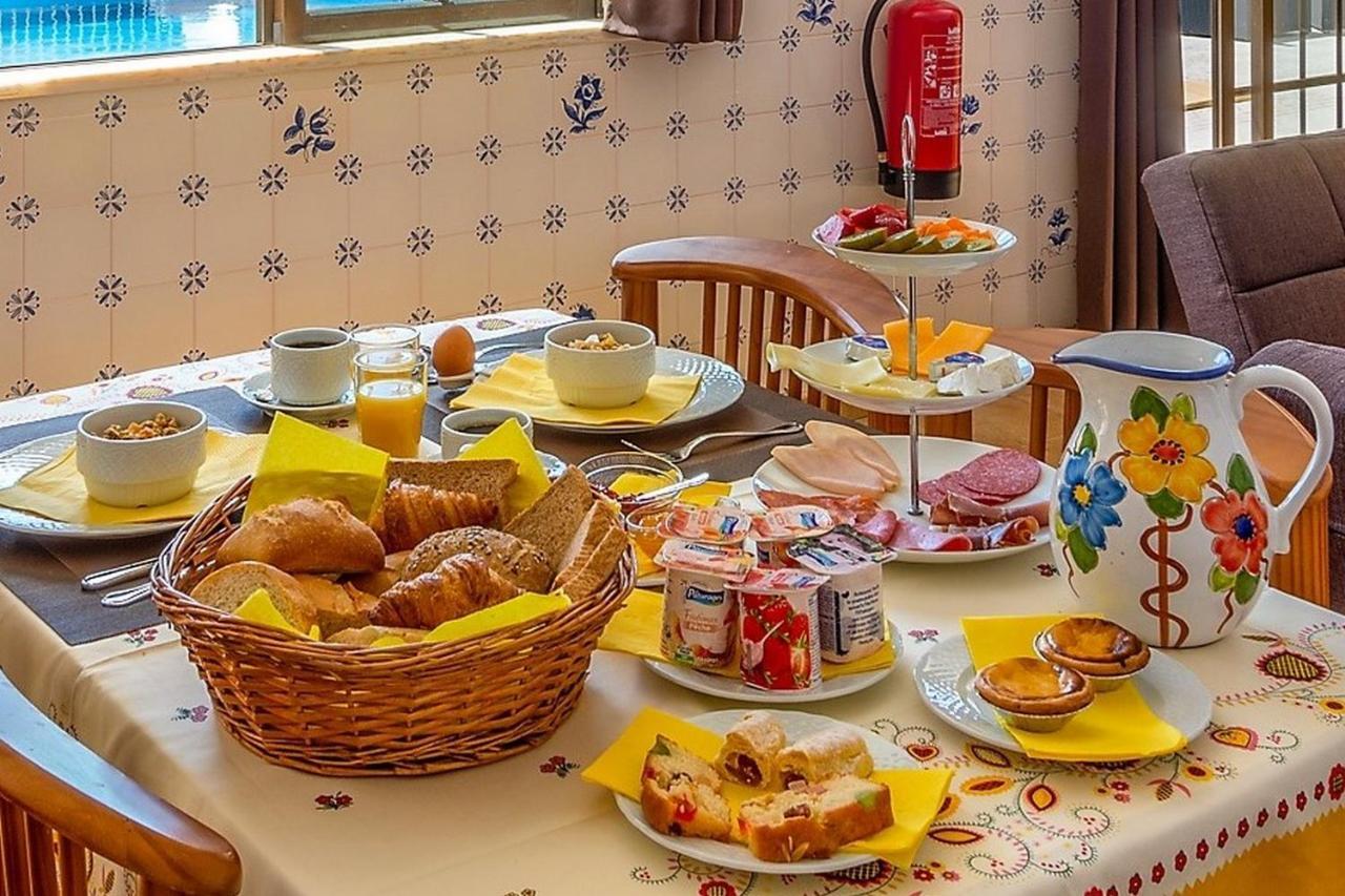 Casa Dos Ninos Bed & Breakfast São Bartolomeu de Messines Екстериор снимка