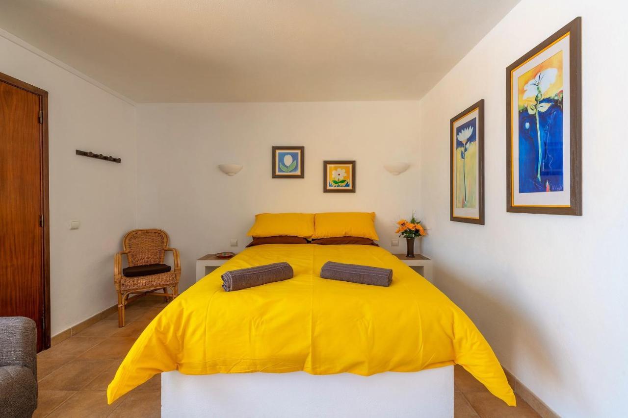 Casa Dos Ninos Bed & Breakfast São Bartolomeu de Messines Екстериор снимка
