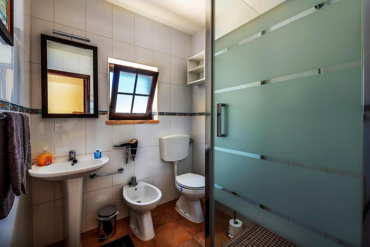 Casa Dos Ninos Bed & Breakfast São Bartolomeu de Messines Екстериор снимка
