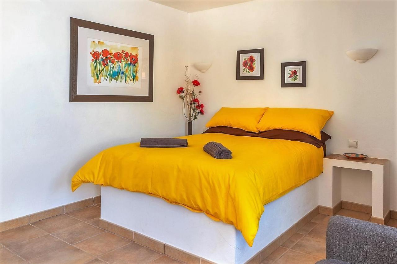 Casa Dos Ninos Bed & Breakfast São Bartolomeu de Messines Екстериор снимка
